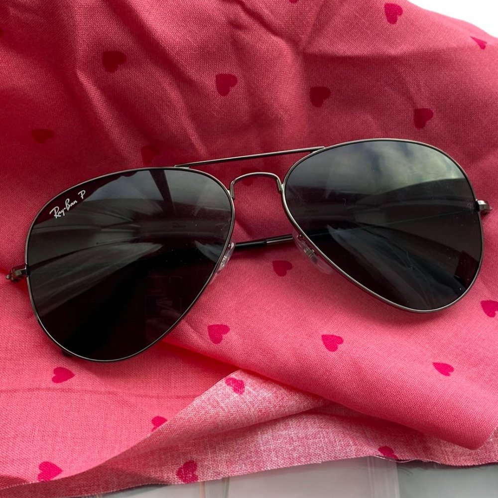 BRAND NEW All Black Polarized Aviator Ray Bans